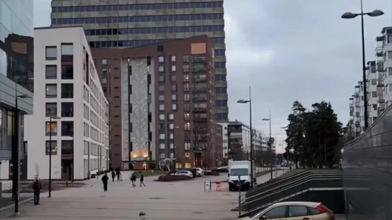 Inception-style building-bending VFX breakdown